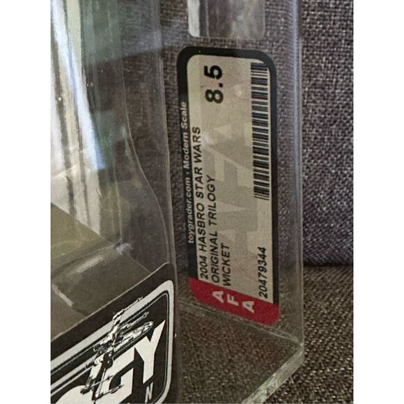 Star Wars original trilogy graded Wicket action figure - Picture 3 of 5